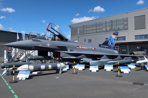 Niemcy planują wyposażyć Luftwaffe w 15 nowych samolotów walki elektronicznej Eurofighter Typhoon, które zastąpią maszyny Tornado ECR / Zdjęcie: Dawid Kozdra