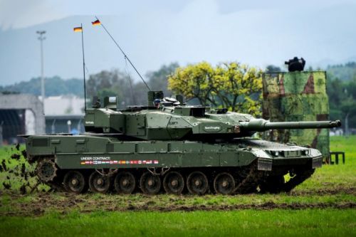 Włochy planują zakupić 125-200 Leopardów 2A8, które uzupełnią rodzime czołgi C2 Ariete / Zdjęcie: KNDS