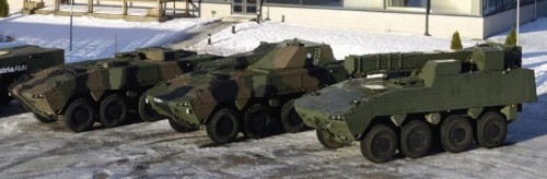 W przyszłym miesiącu  nastąpić ma premiera międzynarodowa nowych wariantów AMV 8x8: wozu seryjnego dla  armii fińskiej w konfiguracji transportera piechoty ze zdalnie sterowanym  modułem uzbrojenia Kongsberg Protector w odmianie dla Finlandii, wozu AMV 8x8 w  wariancie specjalnym skonfigurowanym jako nośnik systemów łączności i  rozpoznania z hydraulicznie podnoszonym masztem i dodatkowymi wspornikami  zapewniającymi utrzymanie równowagi w położeniu roboczym, a także wozu ewakuacji  medycznej w pojeździe o podniesionym dachu kadłuba