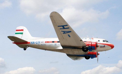 Największą atrakcją wśród maszyn historycznych był węgierski Lisunow Li-2 Fundacji Goldtimer
