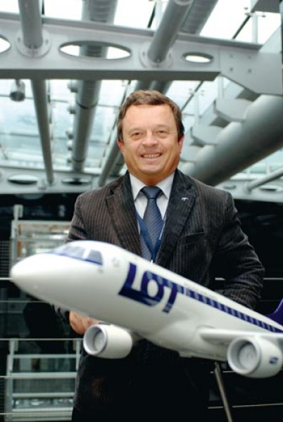 Mirosław  Zalewski, dyrektor pionu lotniczego Polskich Linii Lotniczych LOT /  Zdjęcie: PLL LOT
