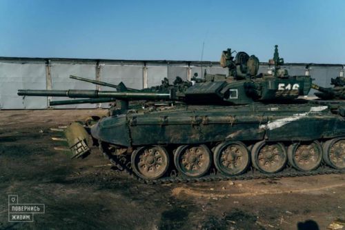 Na materiałach wizualnych udokumentowano dotychczas przejęcie przez Ukraińców 141 rosyjskich i pochodzących z separatystycznych republik czołgów rodziny T-64, T-72, T-80 i T-90