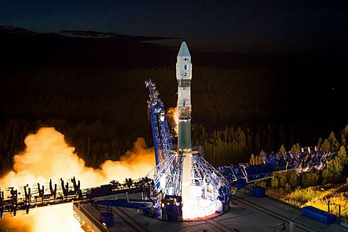 Rakieta nośna Sojuz-2.1w startuje z ośrodka kosmicznego w Plesiecku z satelitą, który otrzymał oznaczenie Kosmos-2558 / Zdjęcie: MO FR