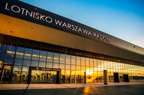 / Zdjęcie: Port lotniczy Warszawa-Radom
