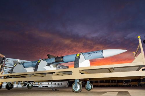 Pierwsze strzelanie najnowszej wersji AIM-120D3 AMRAAM odbyło się w czerwcu br. / Zdjęcie: Raytheon