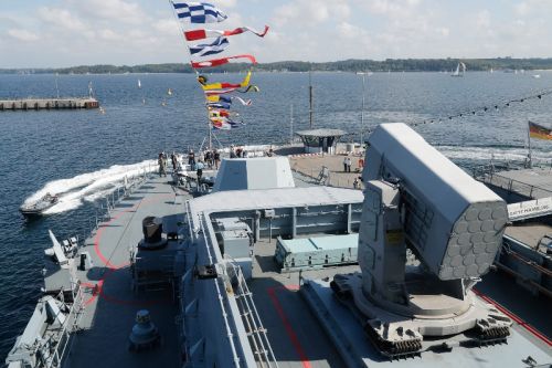 Pociski RAM Block 2B wejdą do uzbrojenia niemieckich korwet typu K130 i fregat typów F123, F124, F125 / Zdjęcie: Bundeswehr