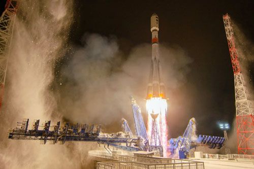 Rakieta nośna Sojuz-2.1b startuje z kosmodromu w Plesiecku z satelitą GLONASS-M (Kosmos-2564) / Zdjęcie: MO FR