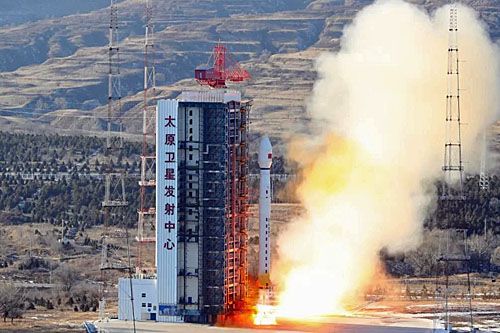 Rakieta nośna CZ-4B Y55 z satelitą GF-11-04 startuje z ośrodka kosmicznego Taiyuan, 27 grudnia 2022, 15:37 czasu pekińskiego / Zdjęcie: Twitter