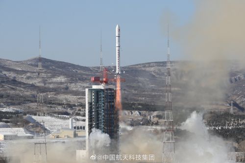 Rakieta nośna CZ-2D Y71 startuje z ośrodka kosmicznego Taiyuan, 15.01.2023, 11:14 czasu pekińskiego / Zdjęcie: CASC