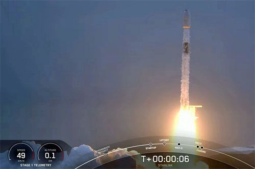 Rakieta nośna Falcon 9 startuje z kolejną grupą satelitów Starlink, 19 stycznia 2023, baza Vandenberg w Kalifornii / Zdjęcie: SpaceX