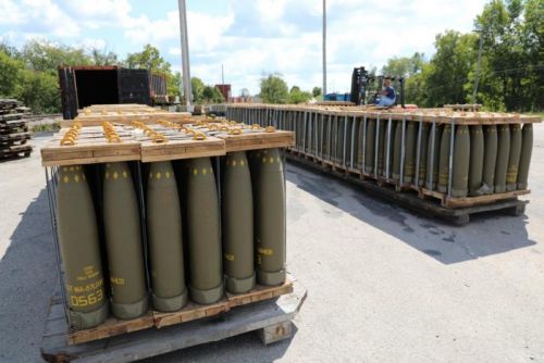 Amerykanie zwiększą tempo produkcji amunicji artyleryjskiej do poziomu nie widzianego od czasów wojny w Korei / Zdjęcie: Blue Grass Army Depot