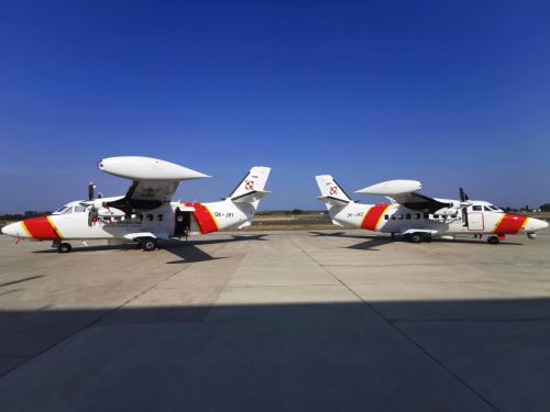 Komenda Główna Straży Granicznej poszukuje dwóch nowych samolotów, które uzupełnią flotę obecnie używanych statków powietrznych, w tym turbośmigłowych Let L-410UVP E-20 / Zdjęcie: Straż Graniczna