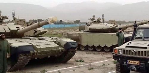 Czołgi T-72 zmodernizowane do uproszczonego standardu Karrar, bez zdalnie sterowanego modułu z karabinem maszynowym, celownika panoramicznego i systemu ostrzegania o opromieniowaniu wiązką laserową lub radarową