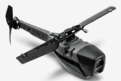 Miniaturowy śmigłowiec bezzałogowy Black Hornet 3 – jego masa wynosi mniej niż 33 g / Ilustracja: FLIR UAS
