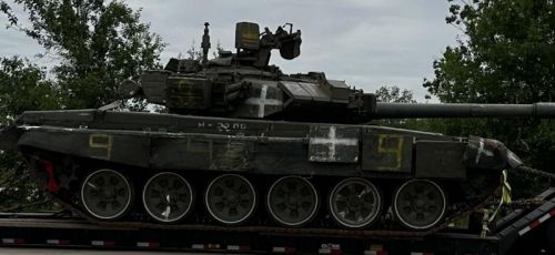 T-90A to nie jedyny pojazd opancerzony, który trafił do Stanów Zjednoczonych prosto z frontu wojny rosyjsko-ukraińskiej / Zdjęcie: Twitter