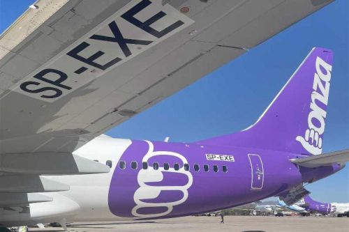 Najnowszy Boeing 737 MAX 8 Enter Air nosi jeszcze barwy australijskich linii Bonza. Przemalowanie samolotu odbędzie się najprawdopodobniej jesienią br. / Zdjęcie: Enter Air