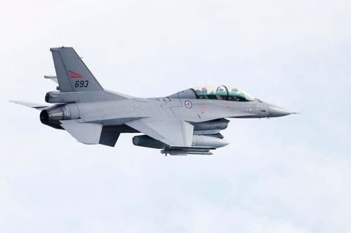 Ex-norweskie samoloty F-16 mogą zostać doposażone, a głównym dostawcą wyposażenia ma być Lockheed Martin / Zdjęcie: MO Norwegii