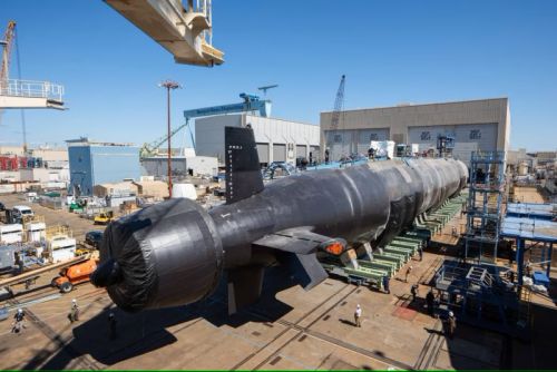 Obecnie z floty 49 uderzeniowych okrętów podwodnych US Navy aż 18 znajduje się w naprawach lub oczekiwaniu na nie / Zdjęcie: HII