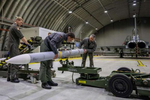 W nowe pociski uzbrojone zostaną używane obecnie przez Luftwaffe wielozadaniowe samoloty bojowe Eurofighter, a w przyszłości – także F-35A / Zdjęcie: Luftwaffe 