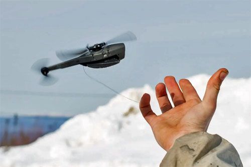 Nano-bsl Black Hornet 3 w czasie ćwiczeń na poligonie Yukon na Alasce / Zdjęcie: US Army