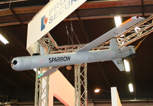 Sparrow to propozycja UVision dla klientów poszukujących niedrogich i niewielkich bezzałogowców charakteryzujących się stosunkowo dużą długotrwałością lotu. Zamontowana optoelektronika pozwala na prowadzenie obserwacji zarówno w warunkach dziennych, jak i nocnych
