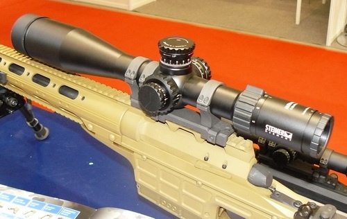 W 2011 zadebiutował pierwszy celownik optyczny Steinera, powstały na zlecenie Beretty, do broni produkowanej przez włoskie przedsiębiorstwo, a przede wszystkim dedykowany dla karabinów wyborowych Sako. Fiński producent także jest częścią BDT. Steiner pochwalił się rozszerzeniem linii celowników optycznych serii Tactical i Military, która zadebiutowała w 2011. Nowy celownik Military 3-15x50 zadebiutuje w grudniu tego roku, w połowie 2013 ma się pojawić model 1-5x24 
