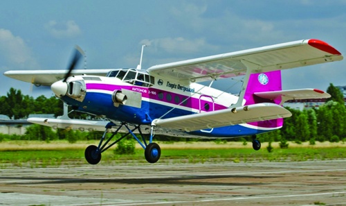 … a sami rozwijają zarzuconego przez Polskę An-2 / Zdjęcia: Antonow
