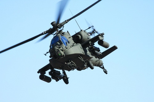 Jeden z egzemplarzy śmigłowca AH-64E używany do prób w locie / Zdjęcie: Bartosz Głowacki