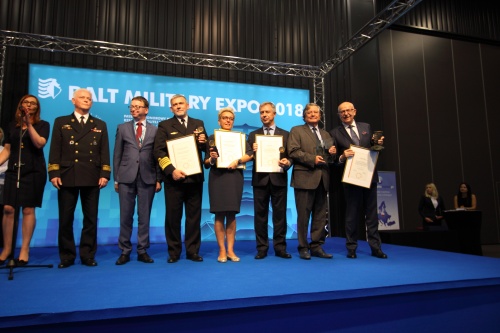 Zdobywcy nagród Balt Military Expo – Grand Prix im. Kontradmirała Xawerego Czernickiego i Bursztynowych Medalionów
