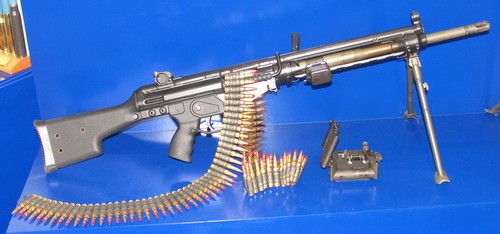 Licencyjny 7,62-mm karabin maszynowy EBO HK11A1 /Zdjęcie: Remigiusz Wilk