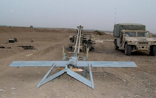 Shadow 200 używany przez wojska amerykańskie w Iraku (kilkanaście systemów) i Afganistanie (zapewne 1-2 systemy) / Zdjęcie: US Army