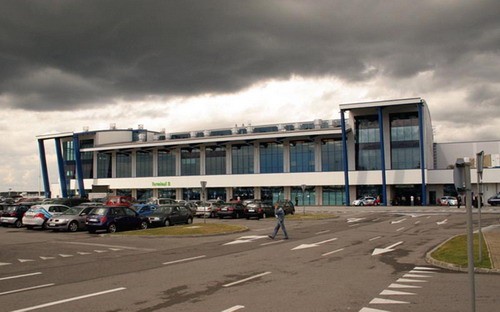 Nowy terminal pasażerski na lotnisku Katowice-Pyrzowice / Zdjęcie: Ryszard Jaxa-Małachowski