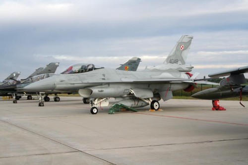 Polski F-16C Block 52+ na wystawie statycznej w Brnie / Zdjęcie: Andrzej Wrona