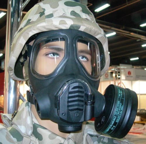 Po raz pierwszy pokazana publicznie nowa maska MP-6 z PSO Maskpol