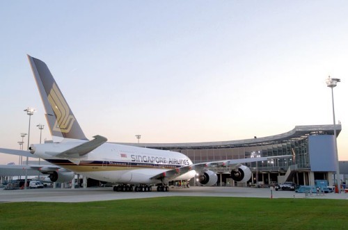 15 października - A380 w centrum dostaw zakładów Airbusa w Tuluzie, przed przekazaniem liniom Singapore Airlines / Zdjęcie: Airbus