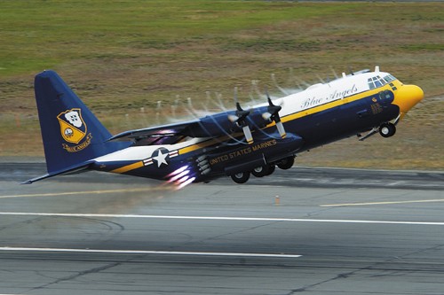 C-130T Hercules - popularny Fat Albert podczas startu JATO / Zdjęcie: Blue Angels/US Navy