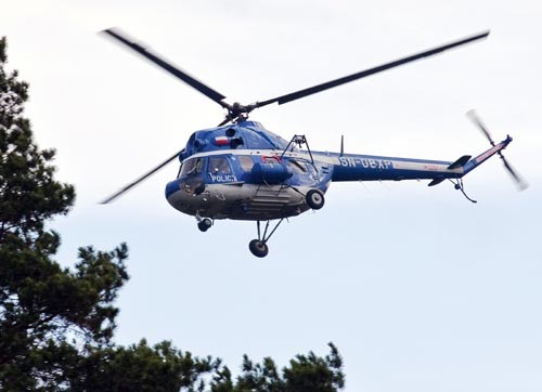 </span>3. Śmigłowce Mi-2 Lotnictwa Policji są najstarszymi latającymi egzemplarzami tych wiropłatów w Polsce. Powinny one stać już na pomnikach - zasłużyły na to w pełni, tymczasem nadal są trzonem policyjnego lotnictwa / Zdjęcie: Paweł Kłosiński