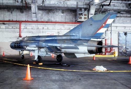 Kubański MiG-21bis  nr takt. 672, na którym 20 września 1993 zbiegł na Florydę jeden  z pilotów /Zdjęcie: USAF