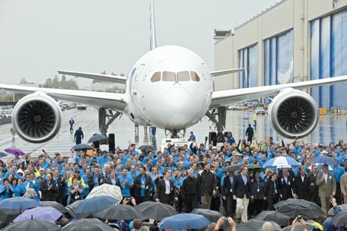 Uroczystość przekazania pierwszego seryjnego Boeinga 787 liniom lotniczym ANA / Zdjęcie: Boeing