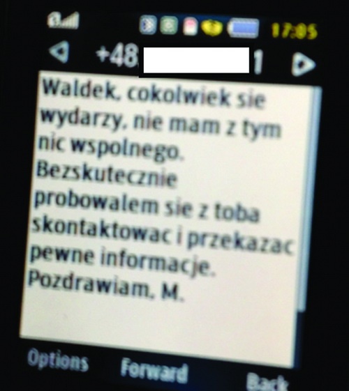 Monika Bal twierdzi, że Mieczysław Bull wielokrotnie próbował po feralnym spotkaniu w domu gen. Skrzypczaka skontaktować się z wiceministrem. Na dowód przedstawiła kilka SMS-ów, z których najciekawszy wydaje się ten o tym, że coś może się wydarzyć...