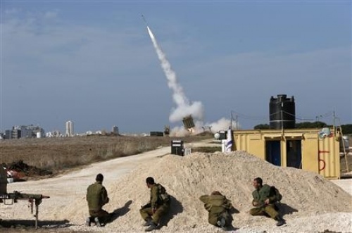 Amerykanie są głównymi dostawcami technologii i fundatorami m.in. izraelskich systemów przeciwrakietowych, w tym Iron Dome, przeznaczonego do przechwytywania pocisków moździerzowych i wystrzeliwanych z lekkich artyleryjskich wyrzutni rakietowych / Zdjęcie: International Business Tribune