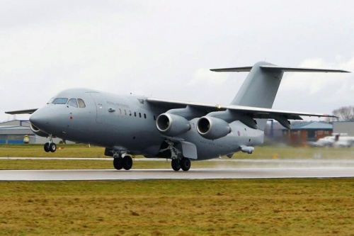BAe146C Mk3. Brytyjskie ministerstwo obrony odebrało dwa tego typu samoloty, które posłużą do przerzutu sprzętu z Afganistanu / Zdjęcie: BAE Systems