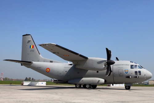 Rumuński C-27J Spartan użyty do prób nowego systemu gaszenia pożarów