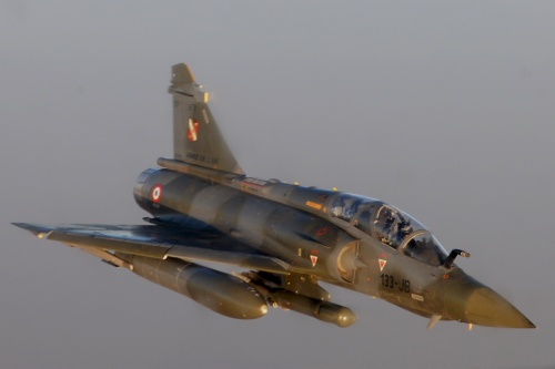 Zintegrowanie GBU-50 znacznie zwiększy zdolności bojowe francuskich Mirage 2000D / Zdjęcie: MO Francji 