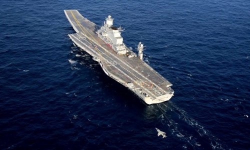 Ujawnione w ostatnich dniach informacje o problemach technicznych, jakie INS Vikramaditya napotkał podczas podróży do Indii, poddają w wątpliwość rzeczywisty potencjał bojowy okrętu, a także to, czy jest on tak dużym wzmocnieniem BNS, jak deklarują to przedstawiciele resortu obrony / Zdjęcie: MO Indii