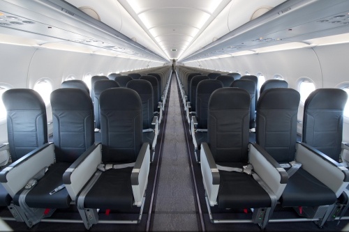 W kabinie samolotu zabudowano 186 foteli, o 6 więcej niż w standardowej konfiguracji / Zdjęcia: Airbus 