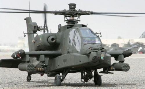Holenderski kontyngent misji ONZ Multidimensional Integrated Stabilisation Mission in Mali (MINUSMA) dysponował dotąd czterema uderzeniowymi AH-64D Apache i trzema transportowymi CH-47 Chinook / Zdjęcia: MO Holandii