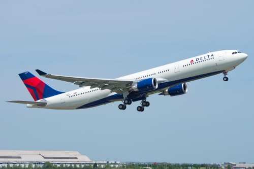 Delta Air Lines zamówiły 10 242-tonowych A330-300. Do końca br. odbiorą 4 z nich / Zdjęcie: Airbus 