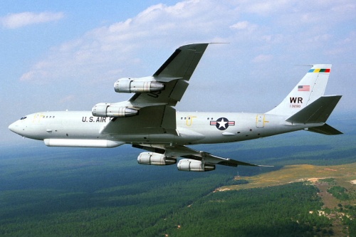 Amerykanie dysponują obecnie 16 samolotami rozpoznania, zarządzania polem walki, dowodzenia i kierowania E-8C J-STARS / Zdjęcie: US Air Force