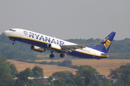 Ryanair zapowiedział, że w przyszłorocznym sezonie letnim uruchomi 4 nowe trasy z Polski / Zdjęcie: Marcin Sigmund
